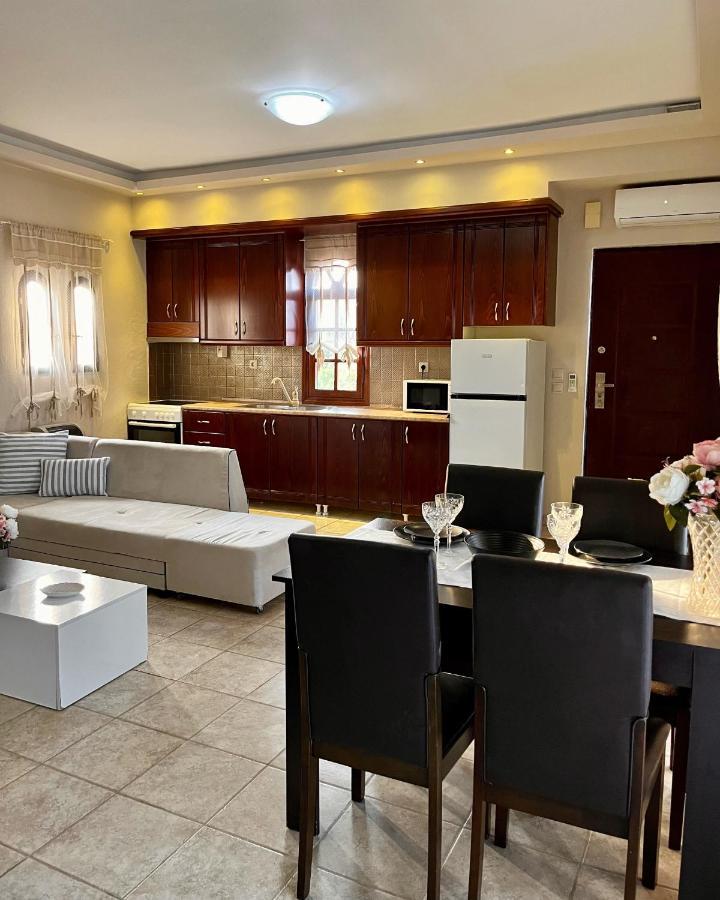 נאה פוטידאה Villa Karolina מראה חיצוני תמונה